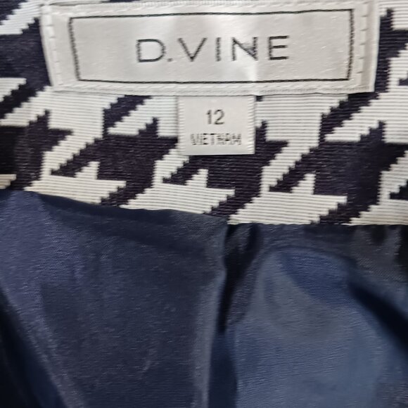 Houndstooth Suit Women's - Picture 3 of 3